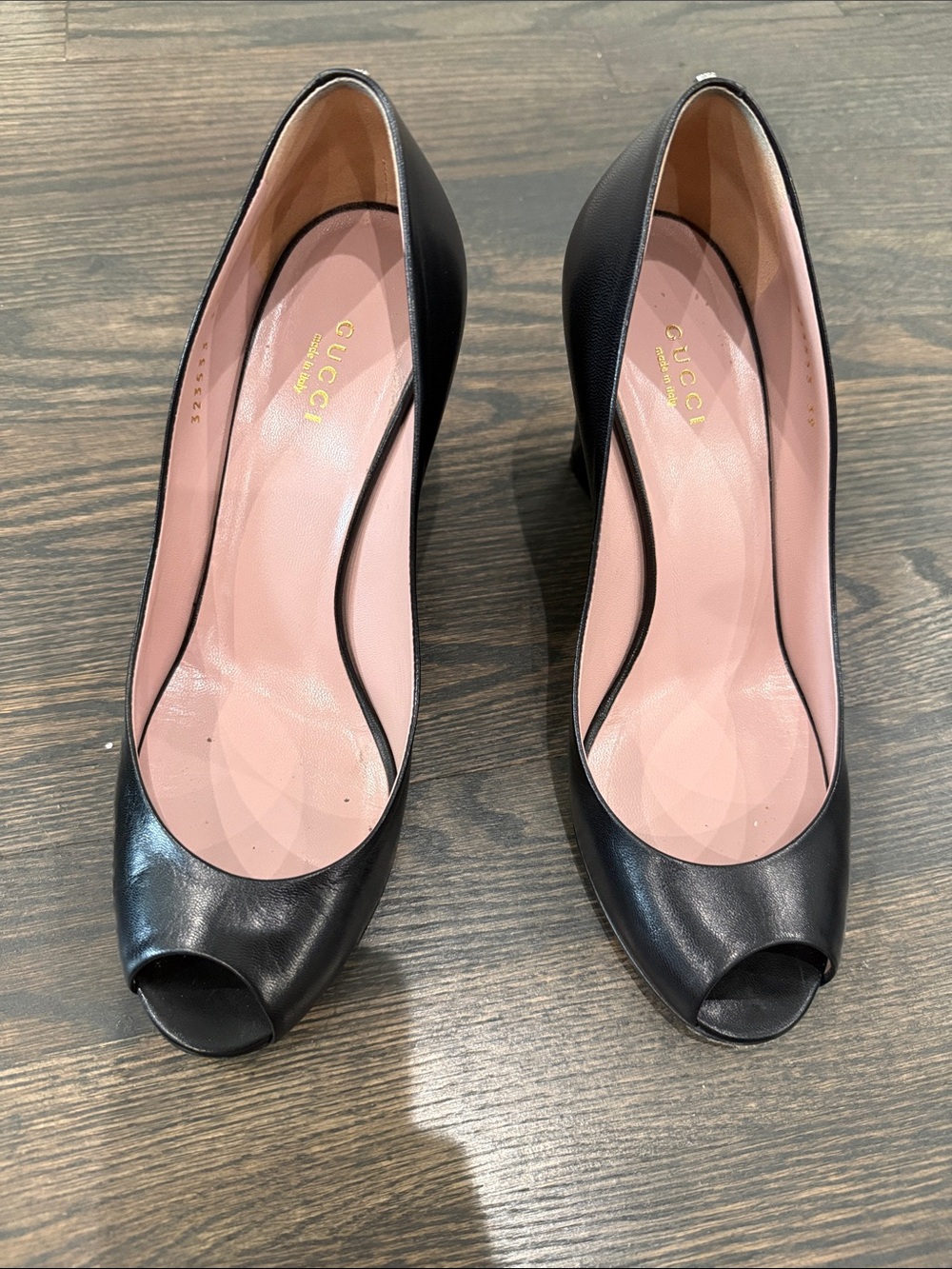 Gucci Leather Heels-323533-Size 39-Authentic-EUC